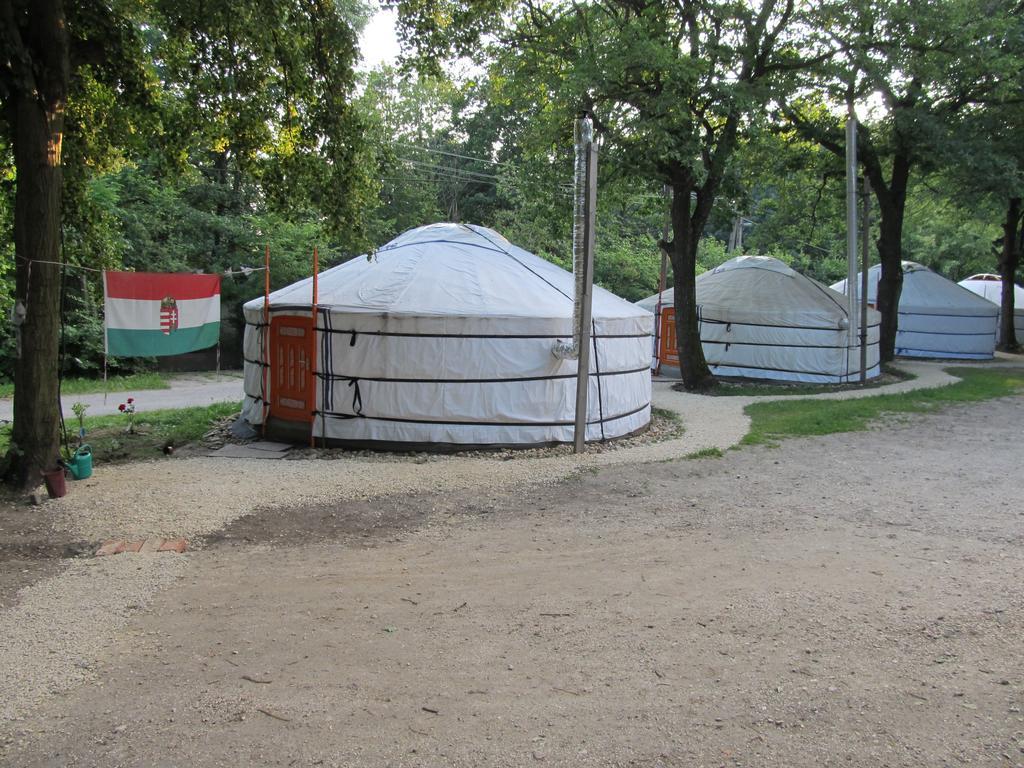 Dobogoko Jurtaszallas Zimmer foto